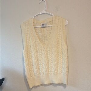 Princess Polly L/XL Women's Cream Cable Knit Sweater Vest